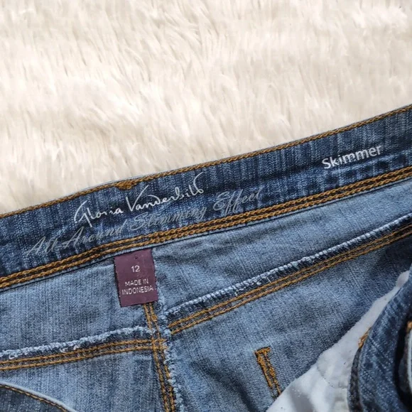 Gloria Vanderbilt Skimmer Denim Capri High Waisted Slimming Jeans Size 12 - Picture 6 of 11